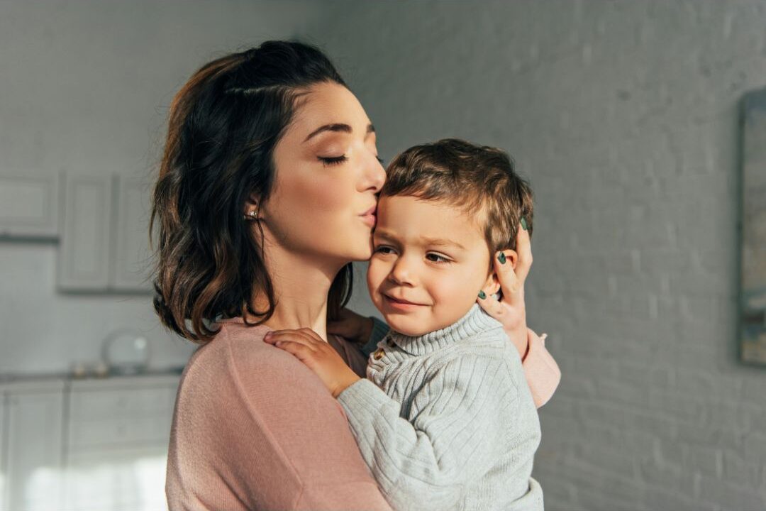 stay at home mom being present with her child as a meaningful daily gift