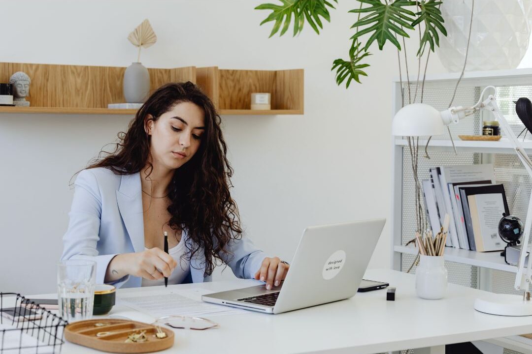 how i would start making money from home in 2026 a step by step guide