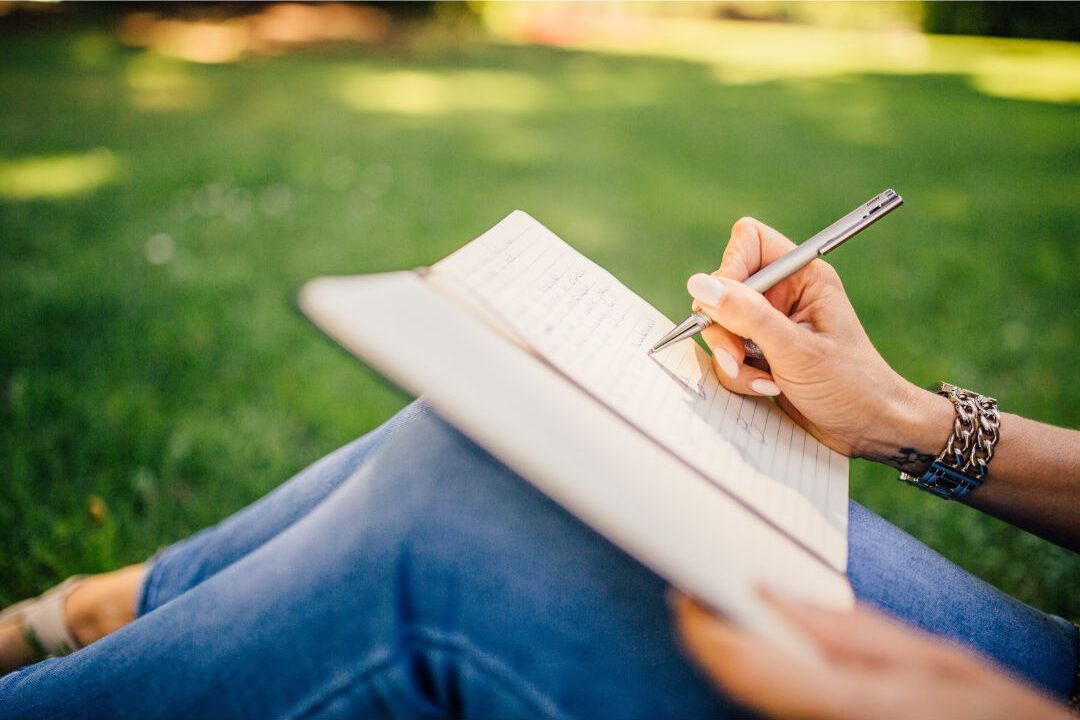writing thoughts down in a journal for instant mental relief