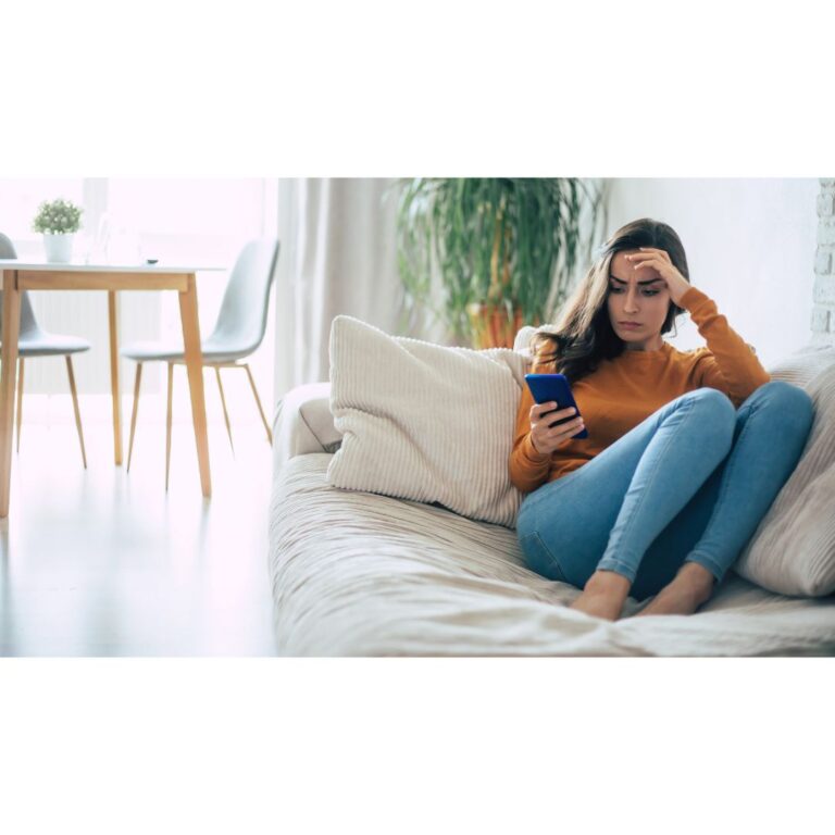 The Biggest Soft Life Lie Social Media Keeps Telling Moms
