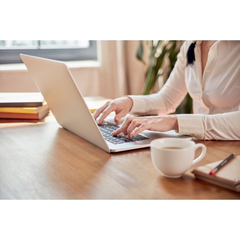 The Easiest Digital Products to Sell This Year