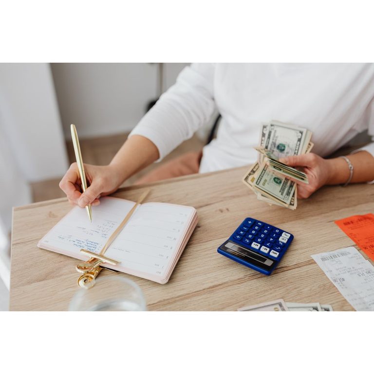 Money Habits That Keep Families Broke